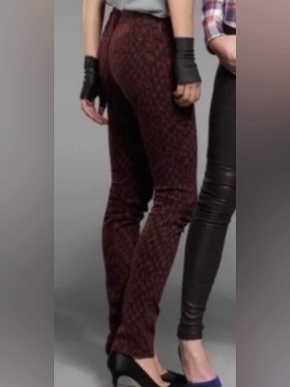 Joe’s Jeans Burgundy and Black Skinny Mid Rise Jeans Sz 28